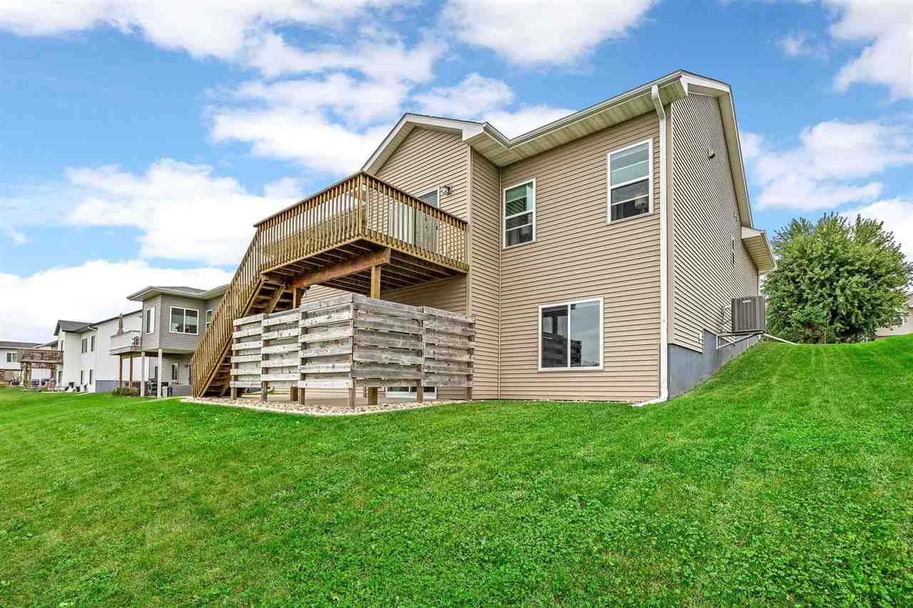 559 Fawn Avenue Tiffin IA 52340