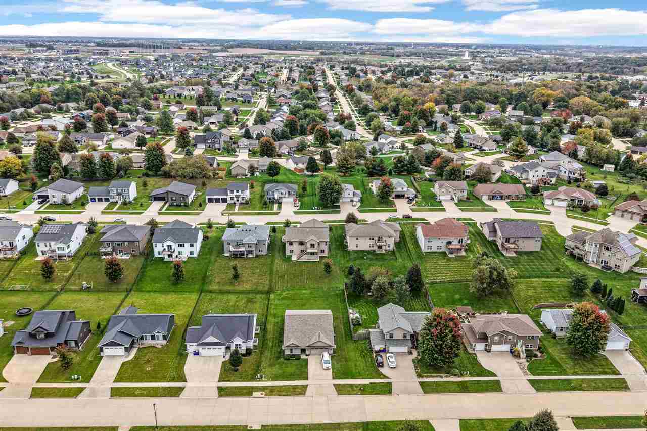 559 Fawn Avenue Tiffin IA 52340