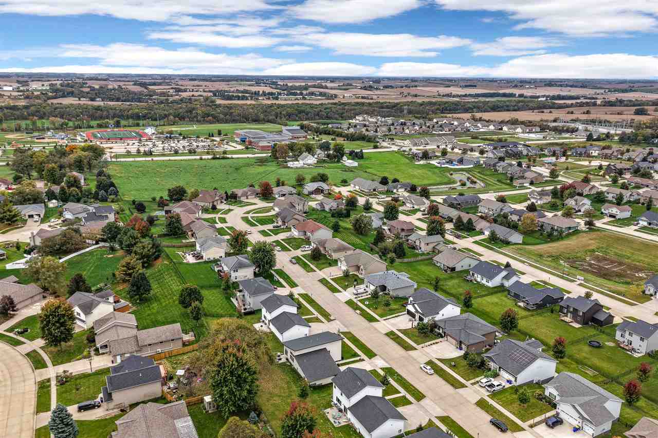 559 Fawn Avenue Tiffin IA 52340