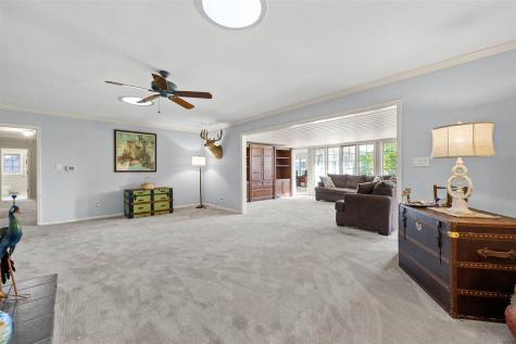 2915 Indian Hill Road SE Cedar Rapids IA 52403
