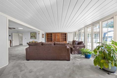 2915 Indian Hill Road SE Cedar Rapids IA 52403