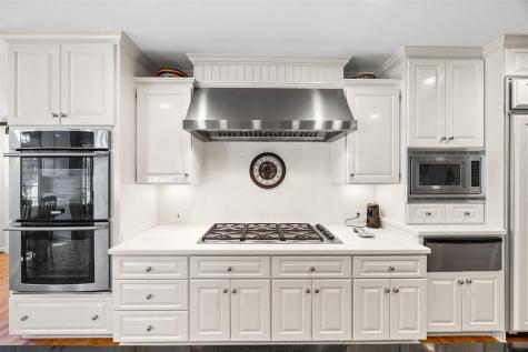 2915 Indian Hill Road SE Cedar Rapids IA 52403