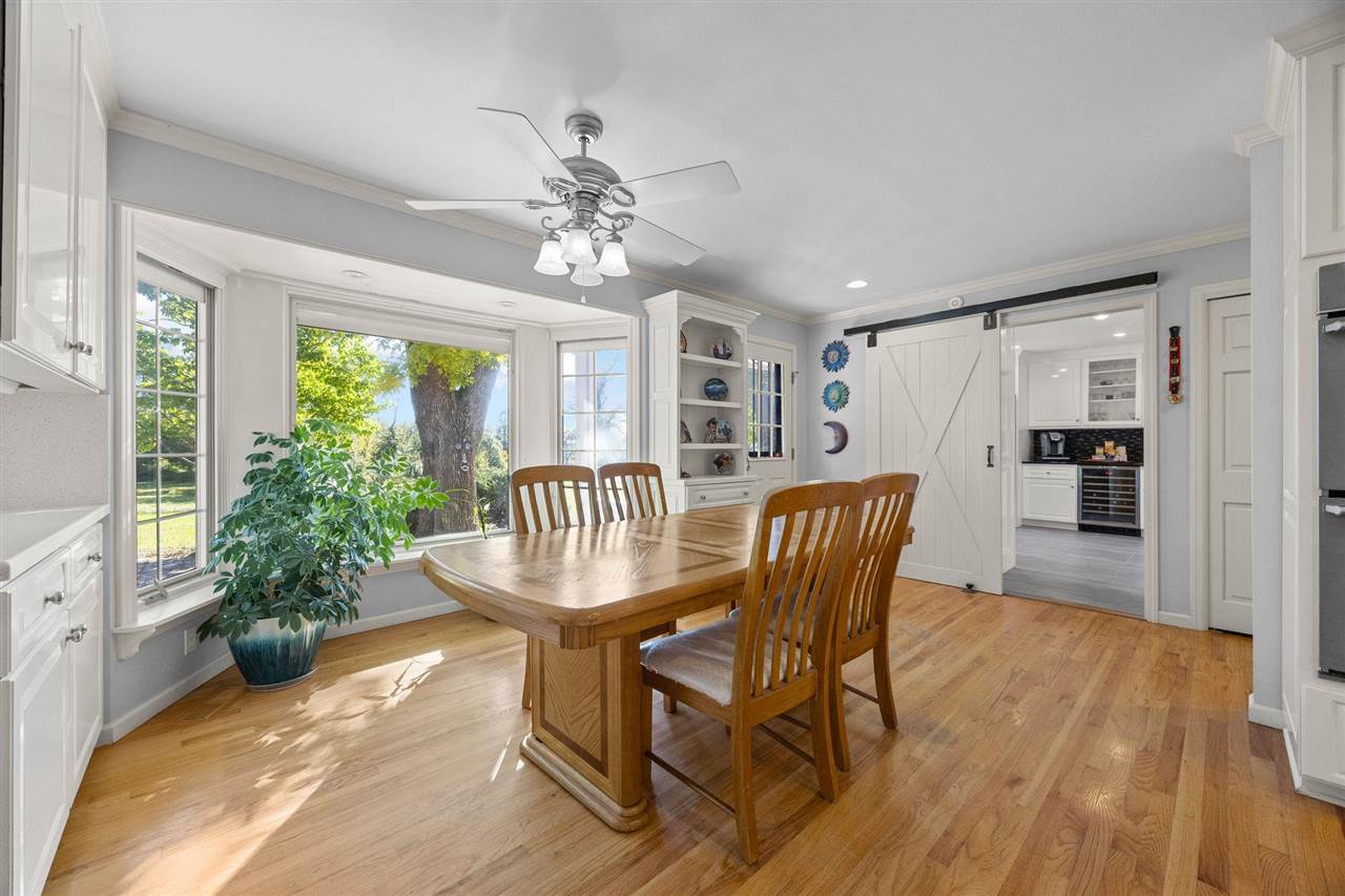 2915 Indian Hill Road SE Cedar Rapids IA 52403