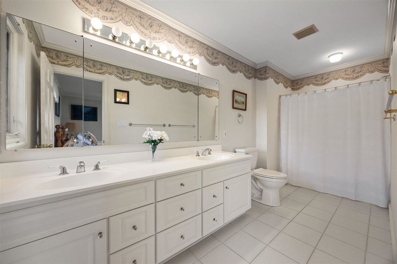 2915 Indian Hill Road SE Cedar Rapids IA 52403