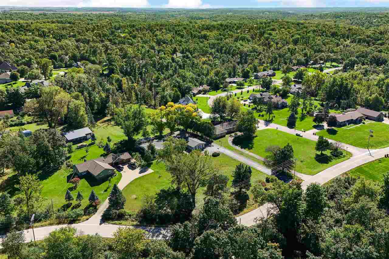 2915 Indian Hill Road SE Cedar Rapids IA 52403