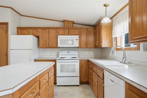 268 Paddock Circle Iowa City IA 52240