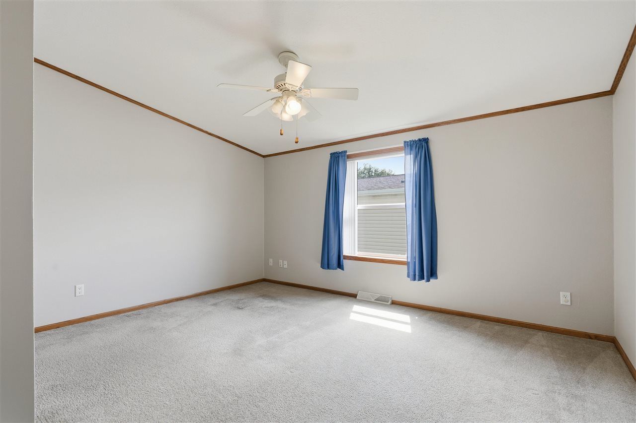 268 Paddock Circle Iowa City IA 52240