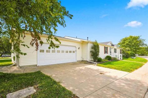 268 Paddock Circle Iowa City IA 52240