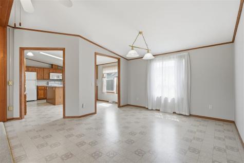 268 Paddock Circle Iowa City IA 52240