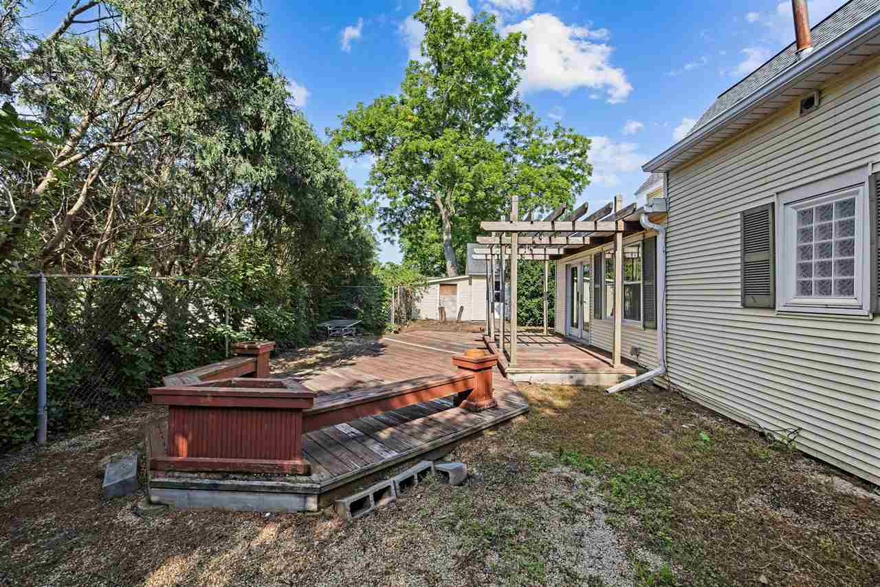 219 Myrtle Avenue Iowa City IA 52246