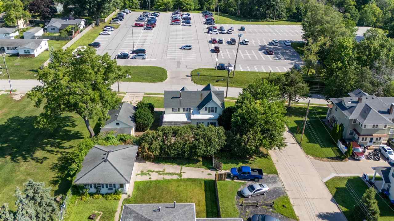 219 Myrtle Avenue Iowa City IA 52246