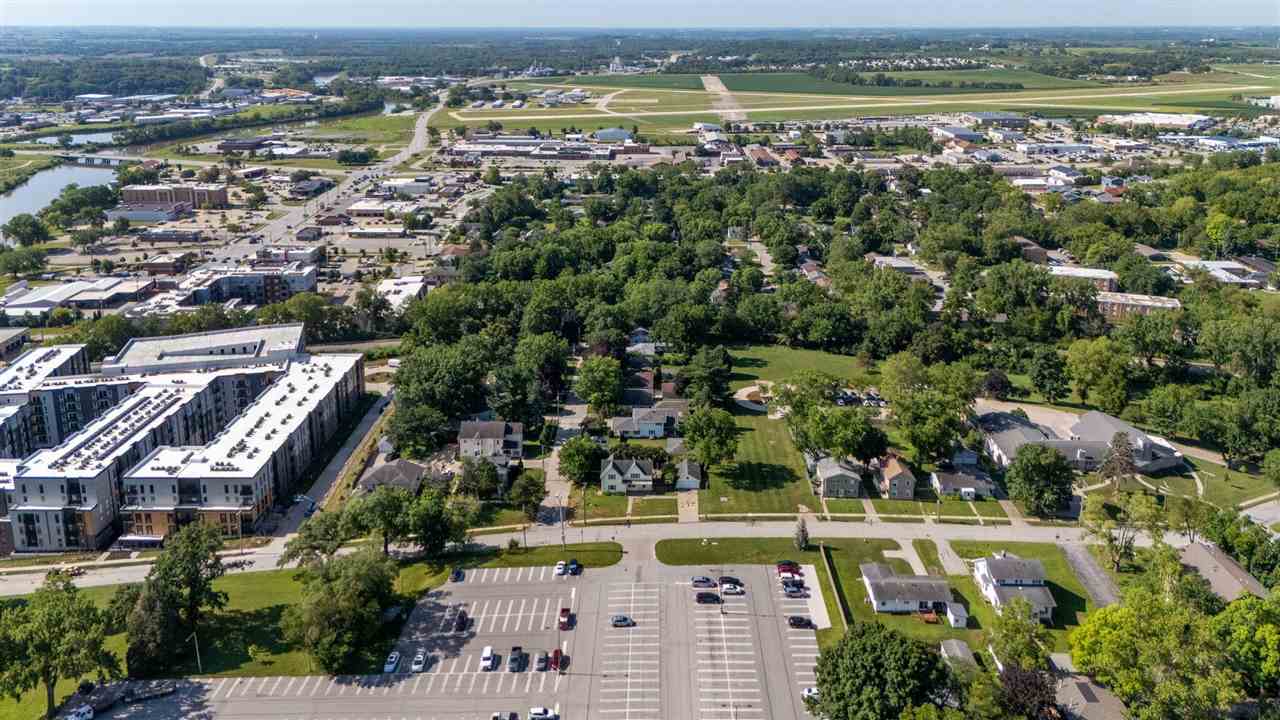 219 Myrtle Avenue Iowa City IA 52246