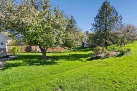 700 Mesquite Drive Coralville IA 52241