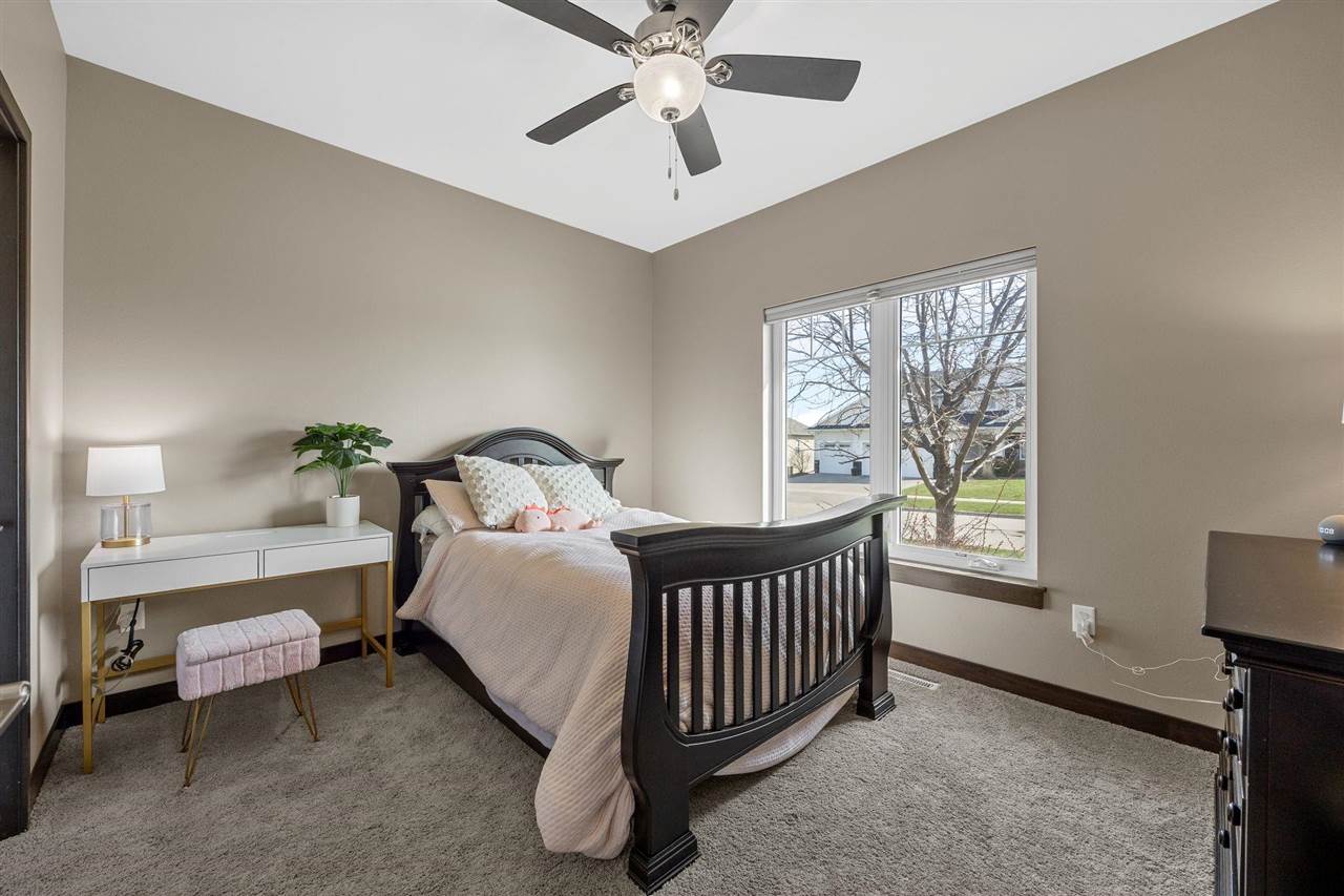 1945 Timber Wolf Drive North Liberty IA 52317