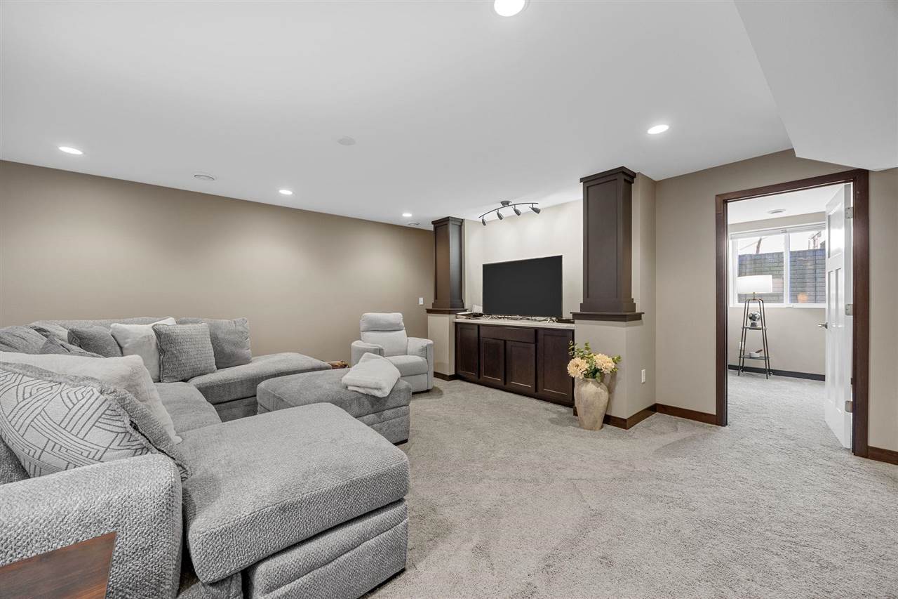1945 Timber Wolf Drive North Liberty IA 52317