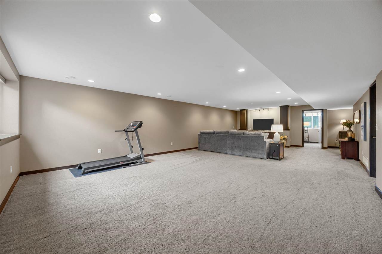 1945 Timber Wolf Drive North Liberty IA 52317