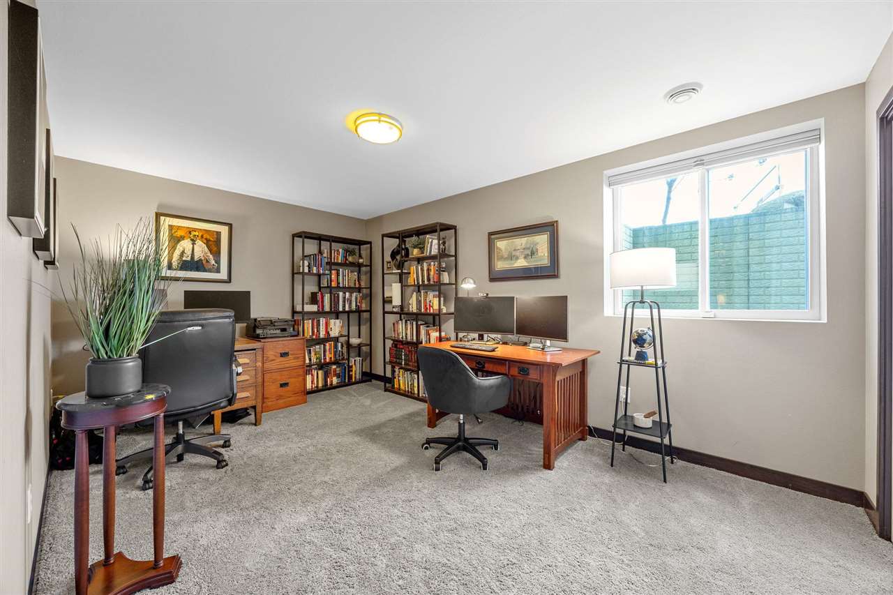 1945 Timber Wolf Drive North Liberty IA 52317