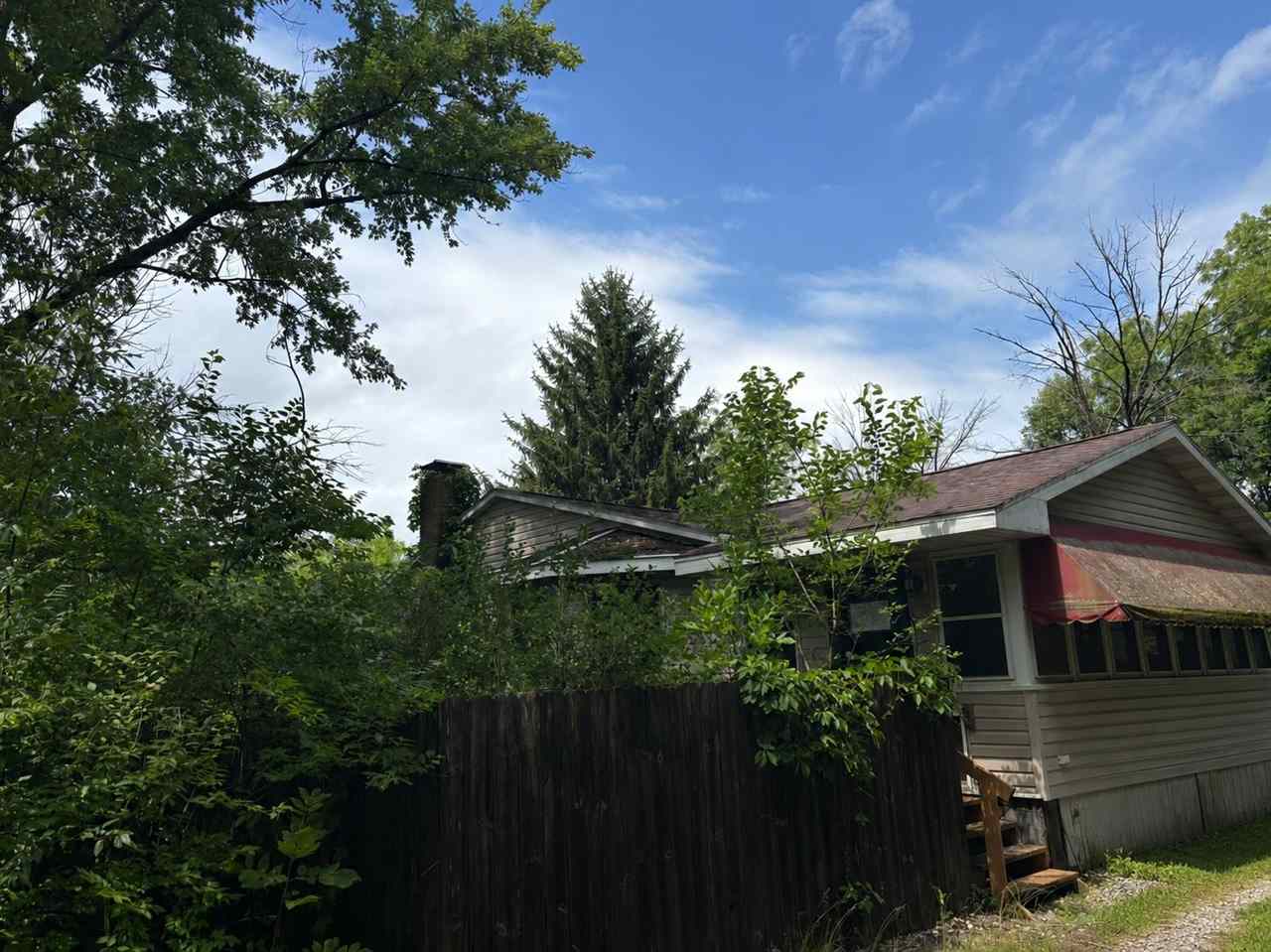 1588 231st Street Letts IA 52754