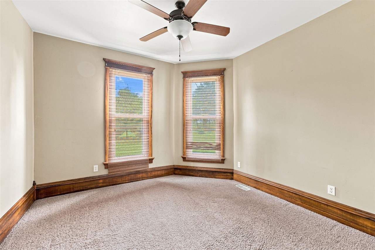 17291 Keokuk Washington Road Keota IA 52248