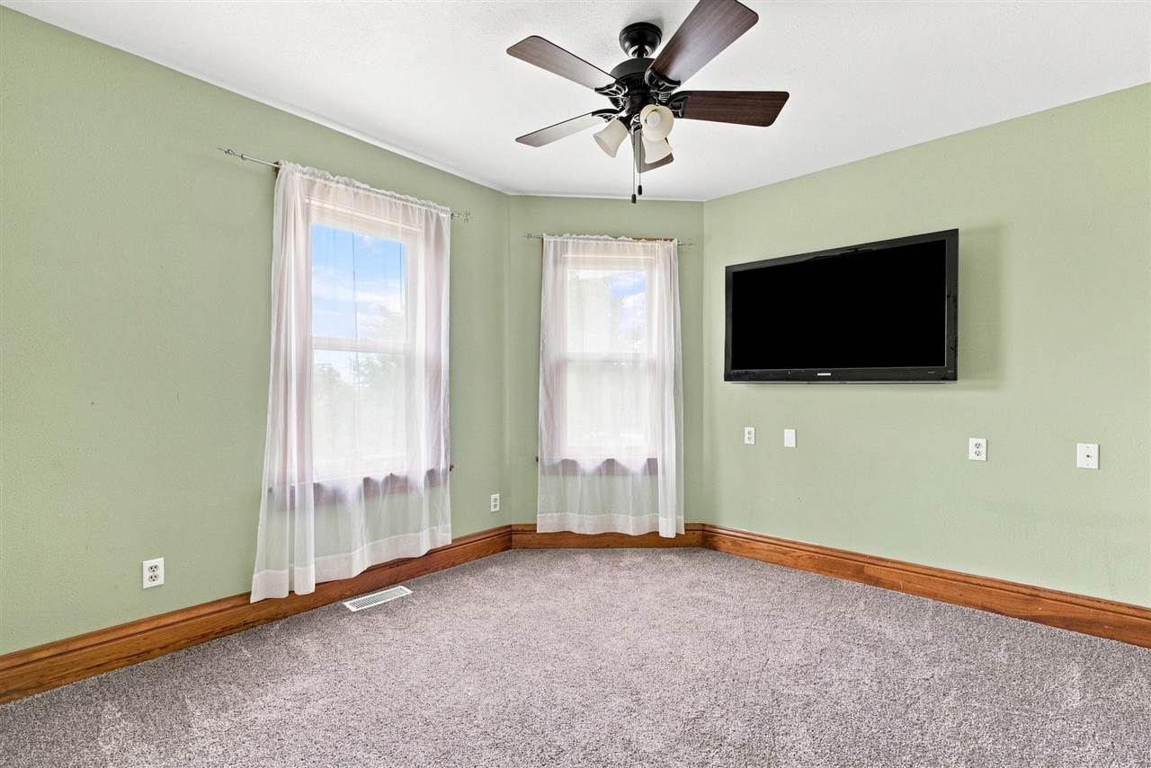 17291 Keokuk Washington Road Keota IA 52248