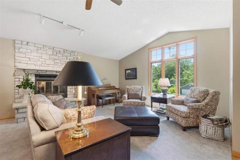 950 Kyle Drive NE Iowa City IA 52240