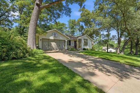 950 Kyle Drive NE Iowa City IA 52240