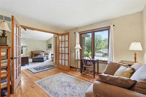 950 Kyle Drive NE Iowa City IA 52240