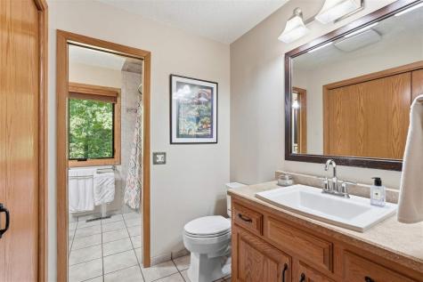 950 Kyle Drive NE Iowa City IA 52240