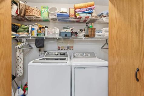 950 Kyle Drive NE Iowa City IA 52240