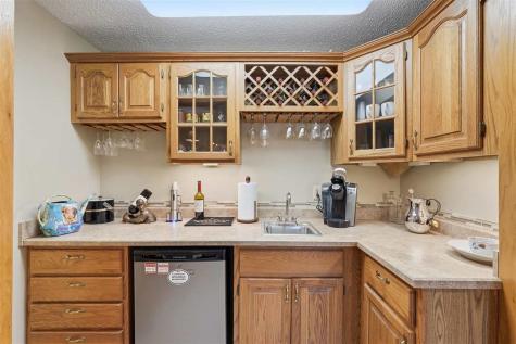950 Kyle Drive NE Iowa City IA 52240