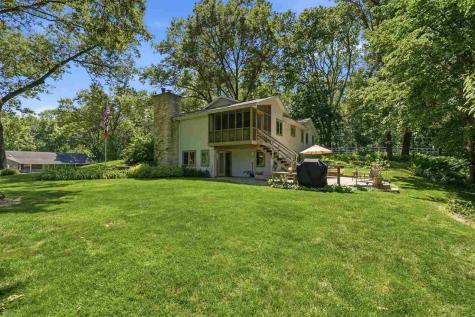 950 Kyle Drive NE Iowa City IA 52240