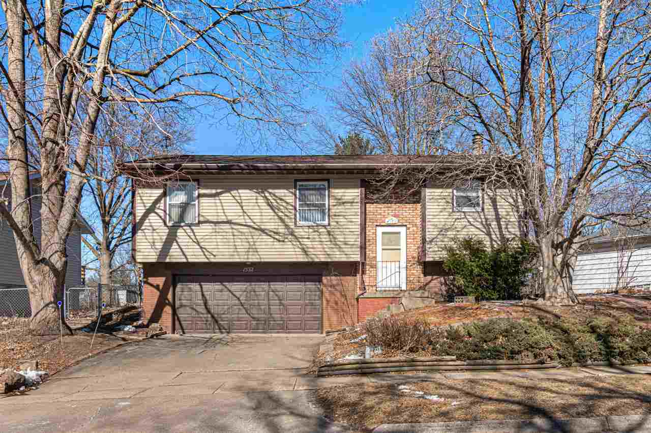 1532 Tracy Lane Iowa City IA 52240