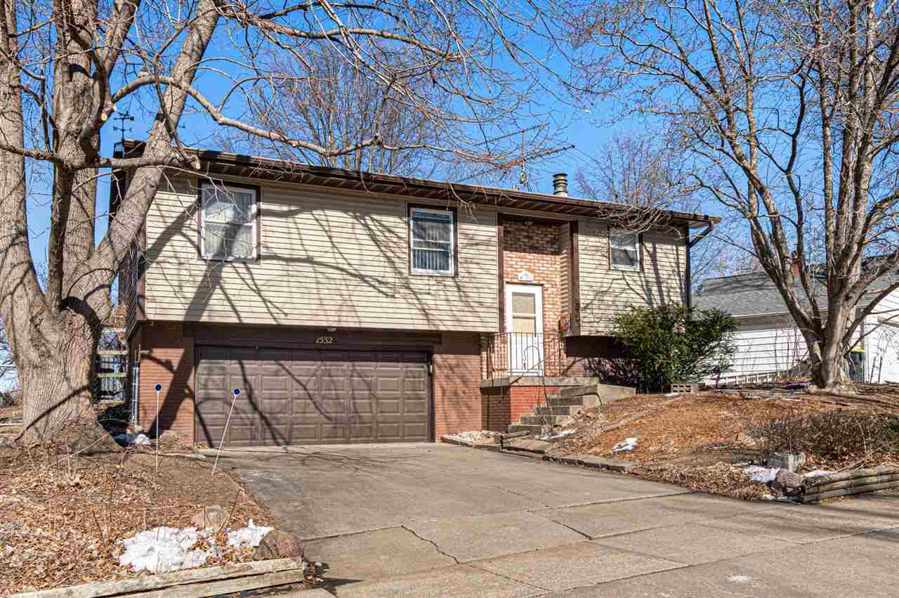 1532 Tracy Lane Iowa City IA 52240