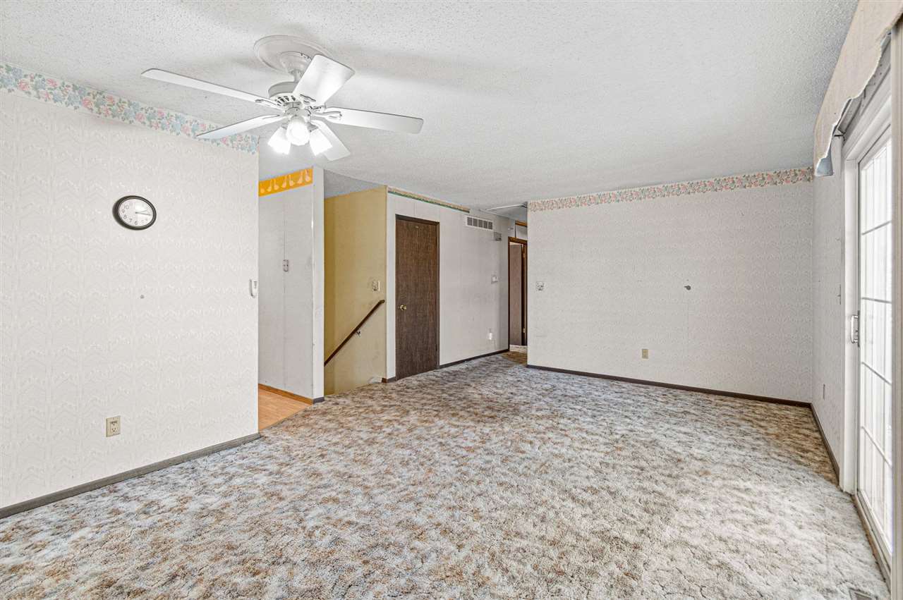 1532 Tracy Lane Iowa City IA 52240