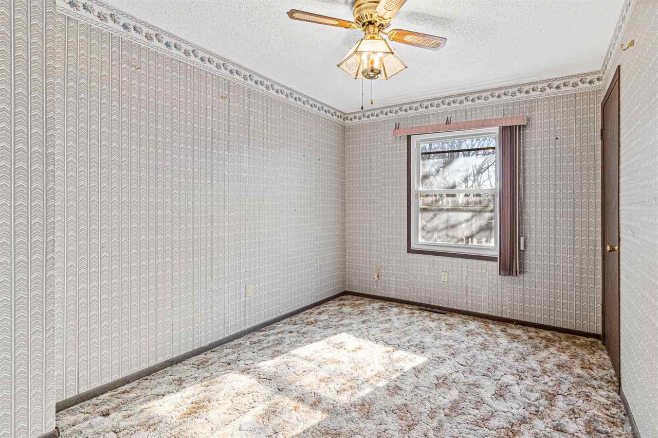 1532 Tracy Lane Iowa City IA 52240