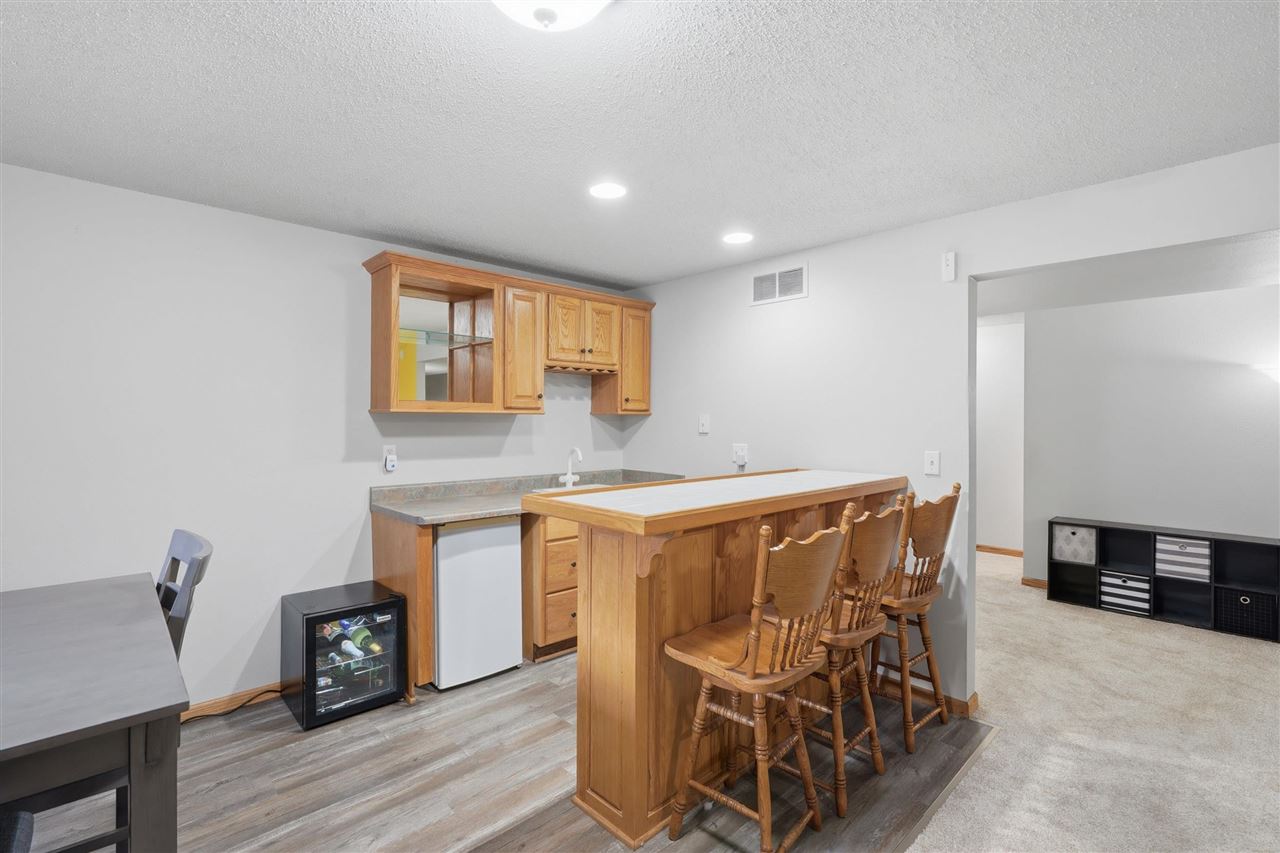 415 Fox Run North Liberty IA 52317