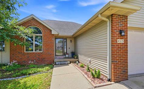 415 Fox Run North Liberty IA 52317