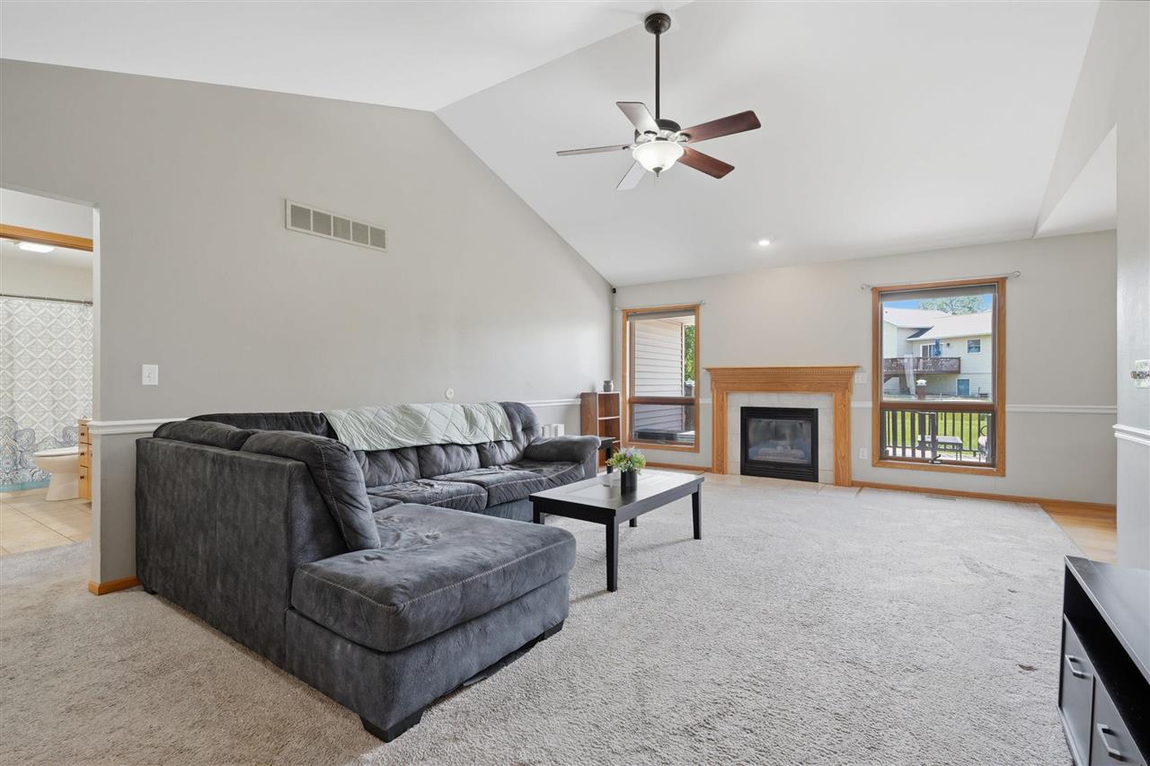 415 Fox Run North Liberty IA 52317
