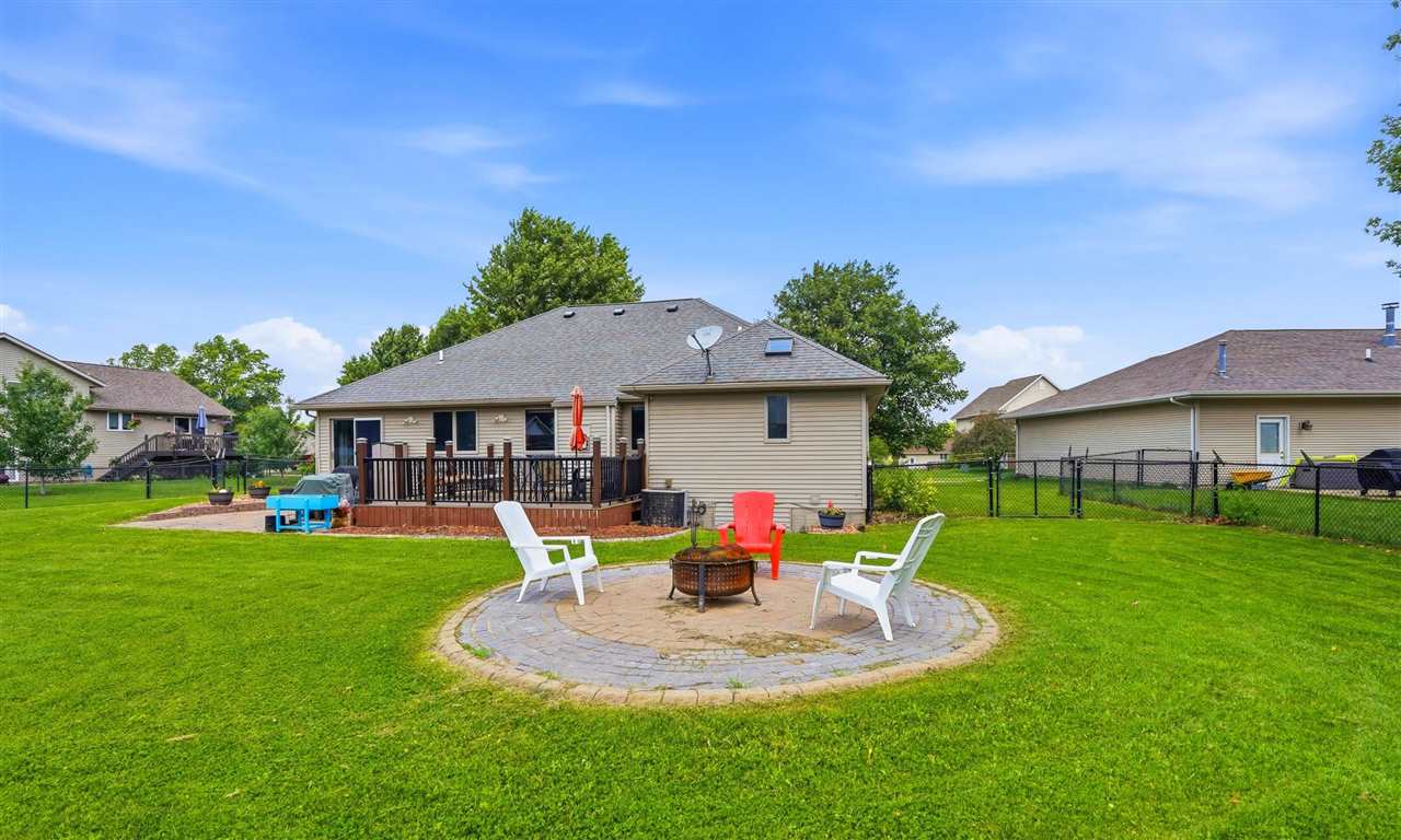 415 Fox Run North Liberty IA 52317
