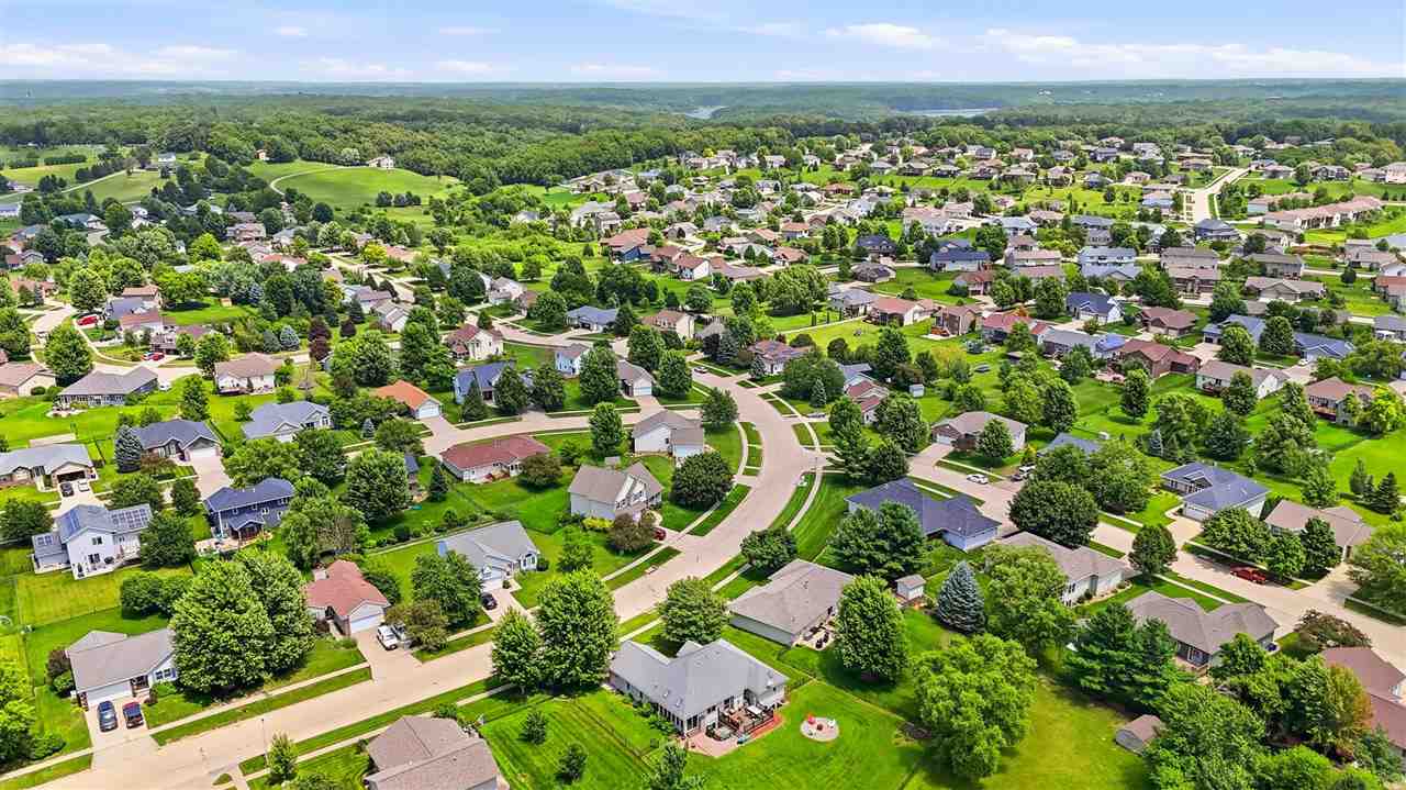 415 Fox Run North Liberty IA 52317