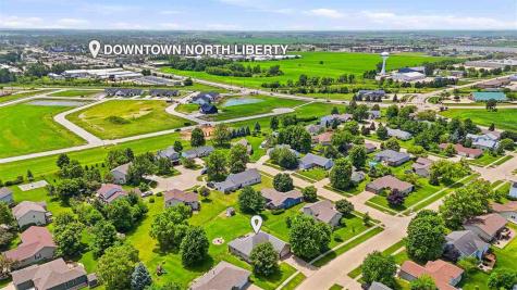 415 Fox Run North Liberty IA 52317