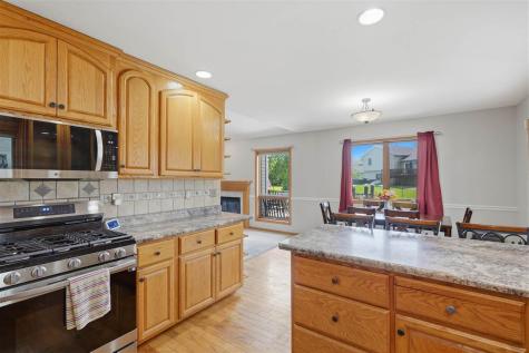 415 Fox Run North Liberty IA 52317