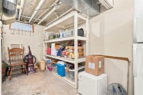 1302 E Harrison Street Washington IA 52353