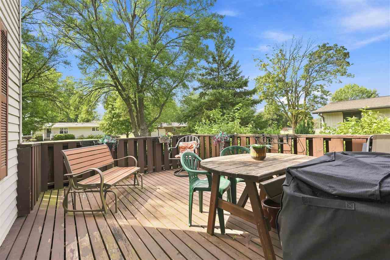1302 E Harrison Street Washington IA 52353