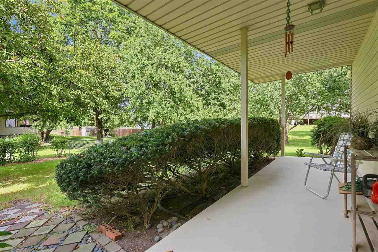 1302 E Harrison Street Washington IA 52353