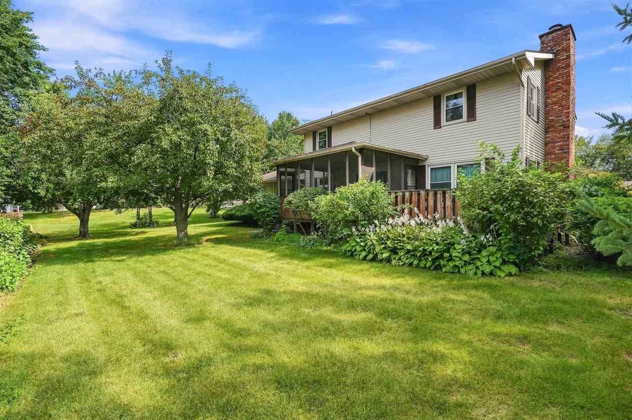 1302 E Harrison Street Washington IA 52353