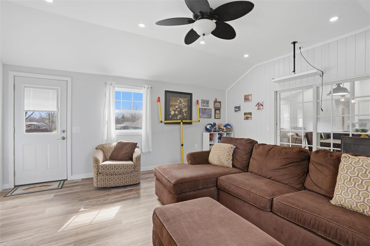 304 Village Square Columbus Junction IA 52738
