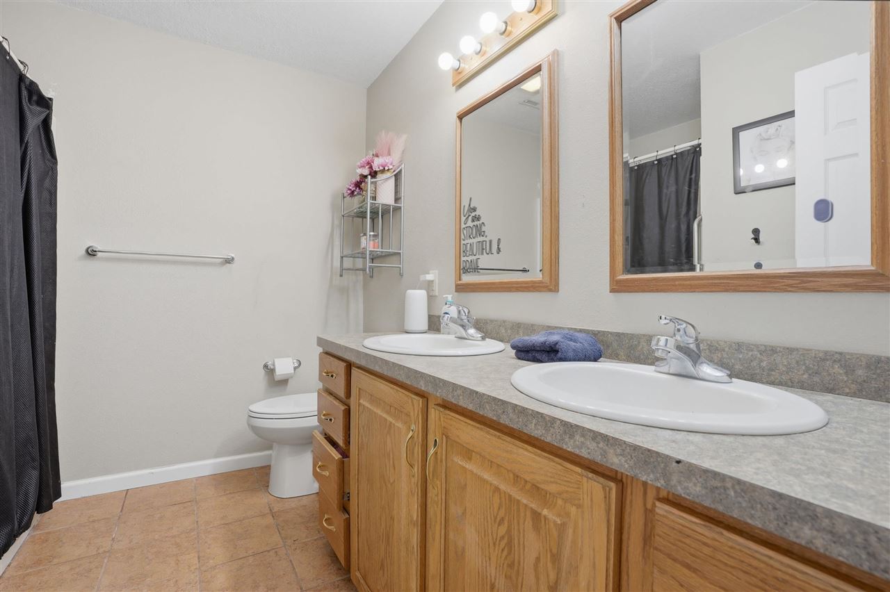 304 Village Square Columbus Junction IA 52738