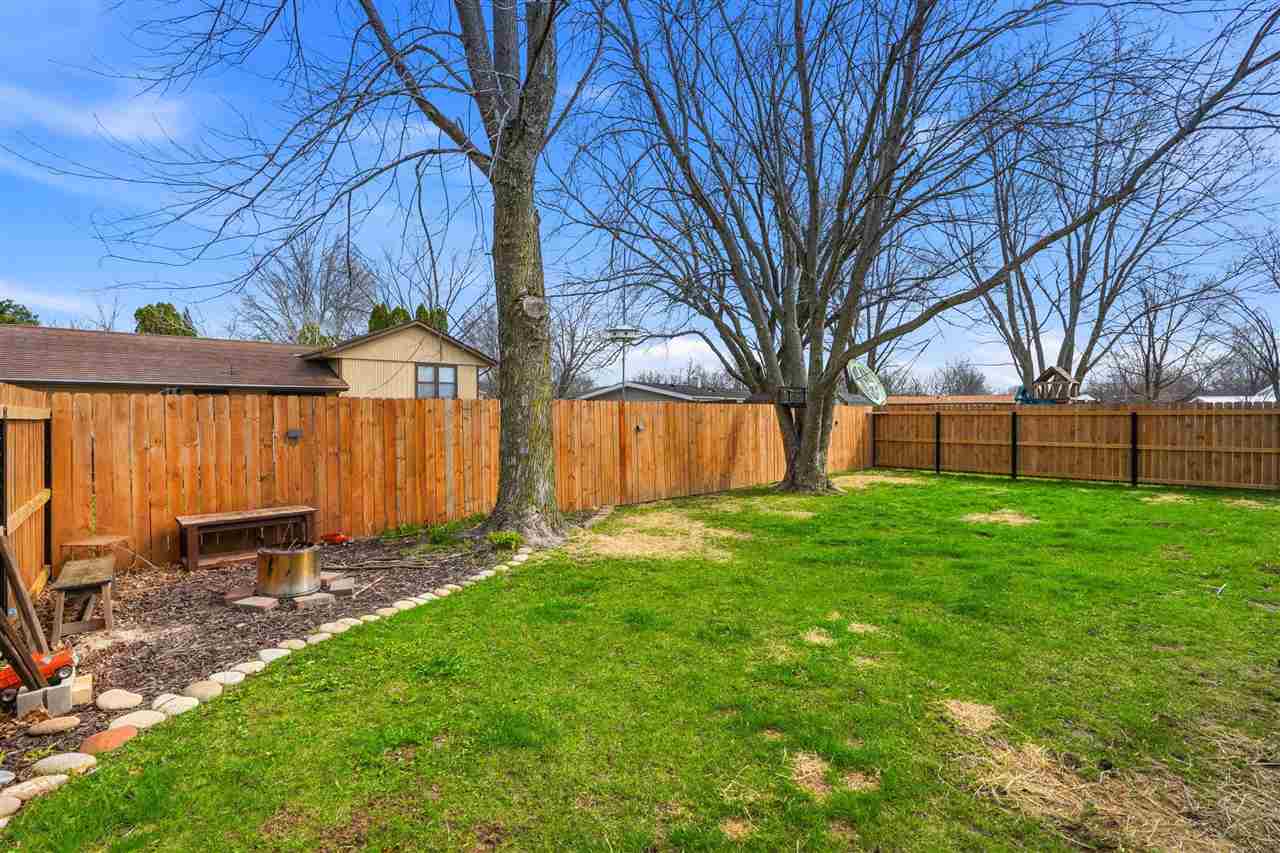 304 Village Square Columbus Junction IA 52738