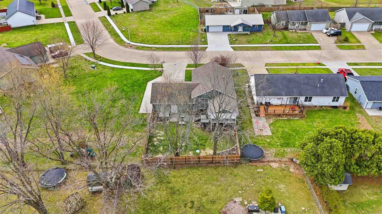 304 Village Square Columbus Junction IA 52738